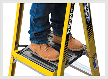 Werner Podium Ladder Extra-Large Platform