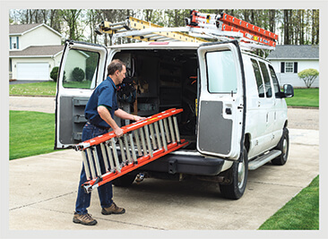 Werner-Compact-Extention-Ladder-Easy-to-Carry-and-Store