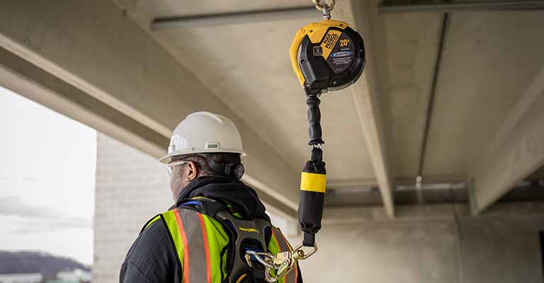 Werner SRLs and ANSI z359.14-2021 | Werner