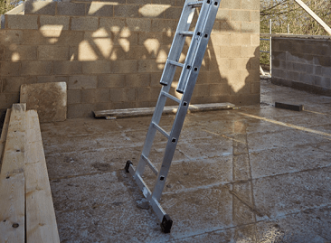 Werner Extension Ladder wide stabiliser